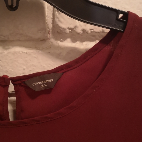 Red blouse t shirt - Picture 2 of 3